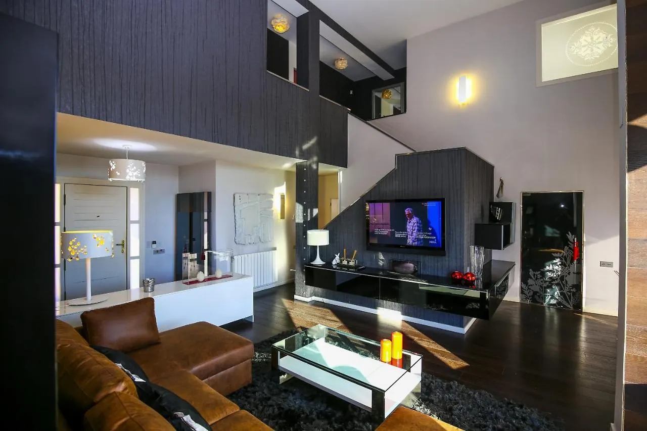 Zenluxe Villa Planet Costa Dorada Reus 0*,  Spain
